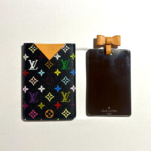 Louis Vuitton Accessories - (Sold)Louis Vuitton makeup mirror
Limited edition